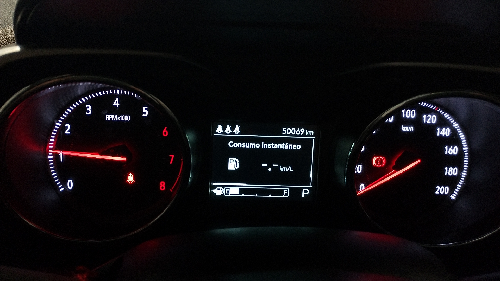 Chevrolet Tracker — foto 9 de 16
