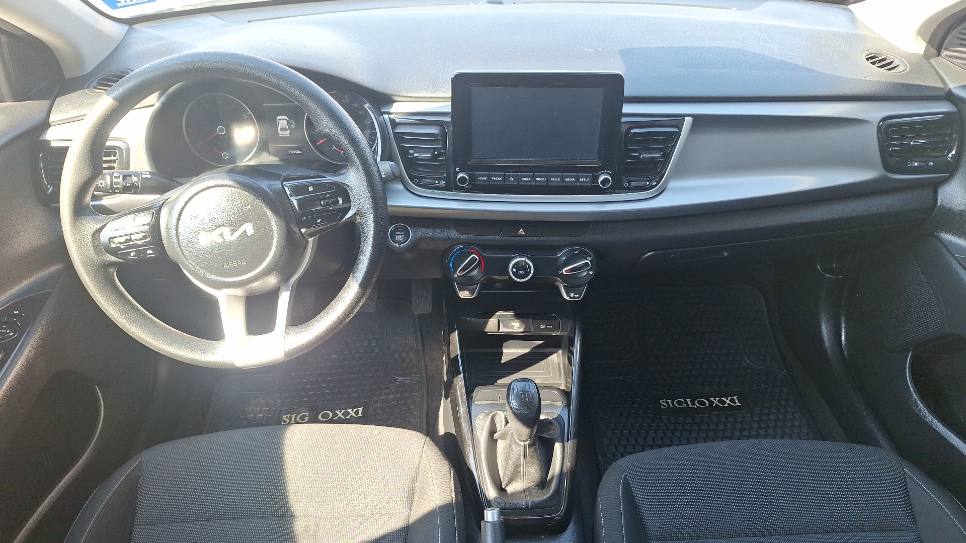 KIA Rio4 — foto 6 de 15