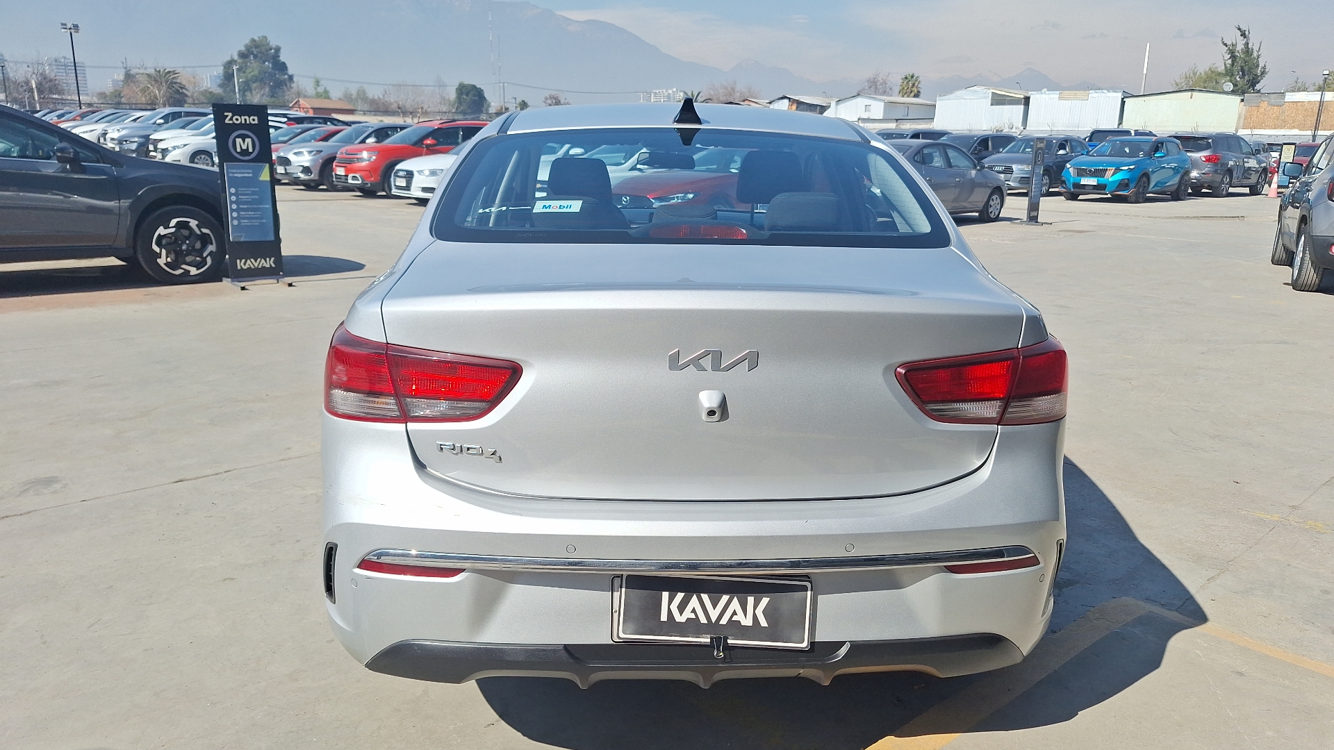 KIA Rio4 — foto 3 de 15