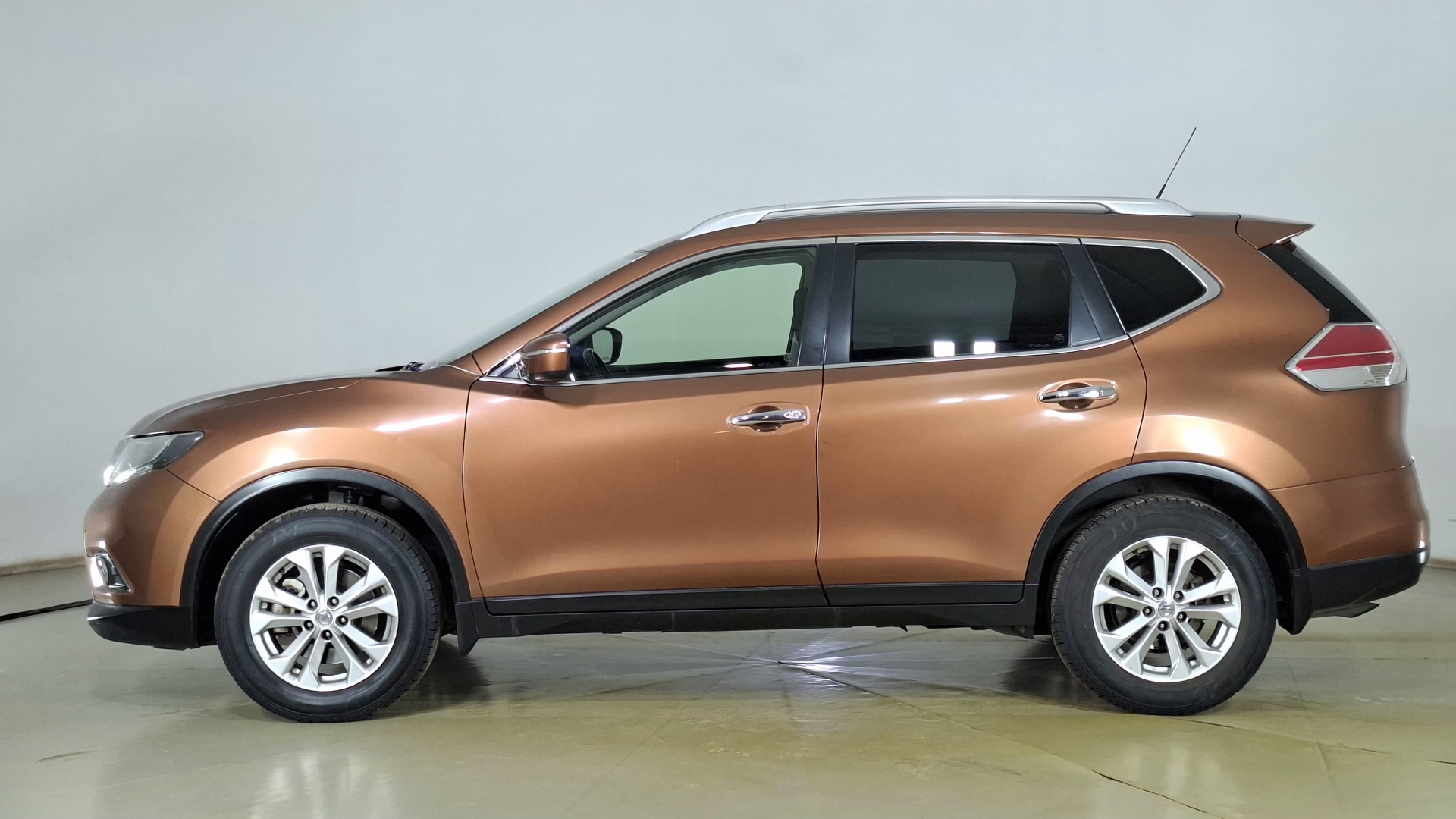 Nissan X-Trail — foto 7 de 18
