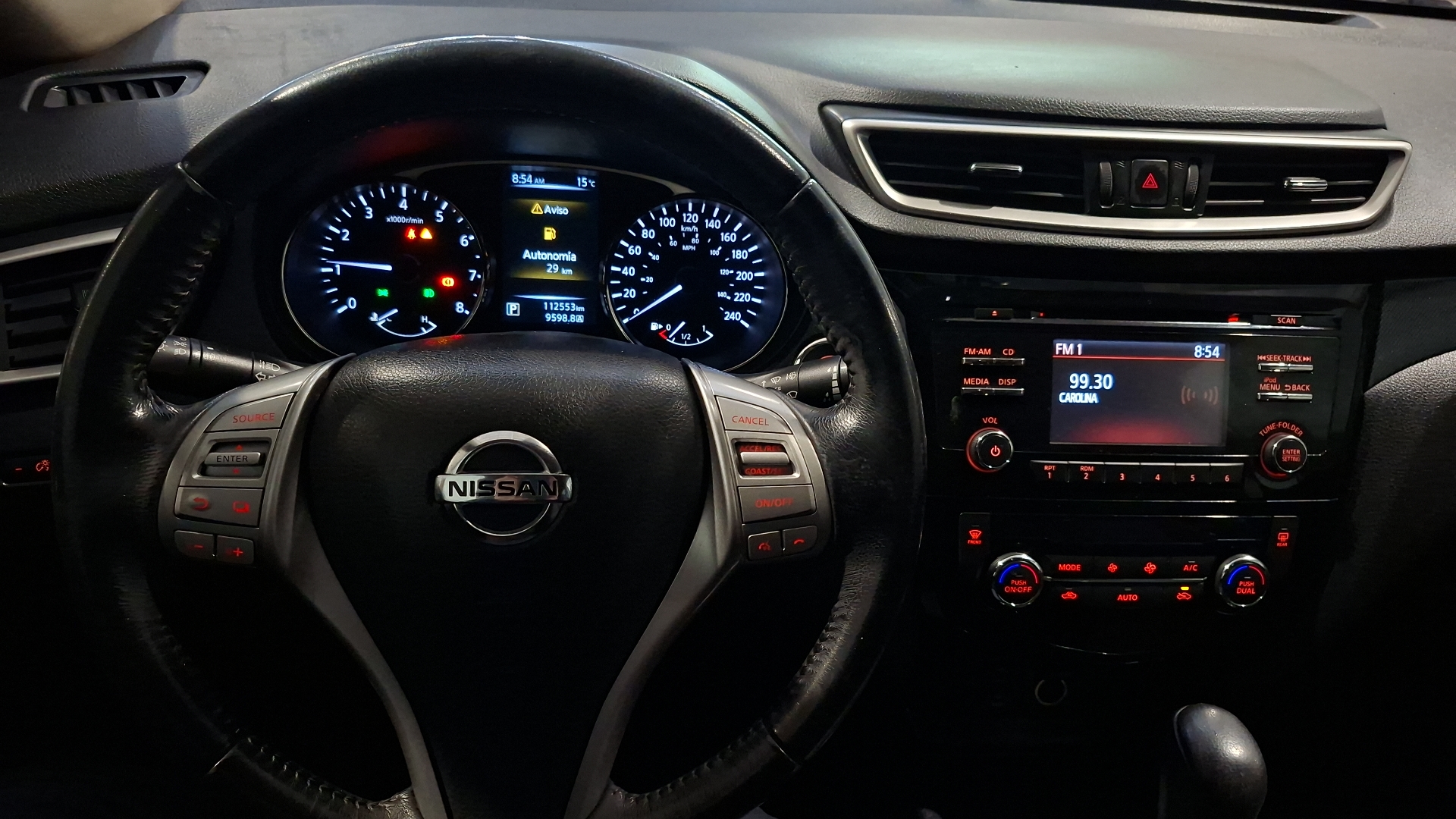 Nissan X-Trail — foto 8 de 18