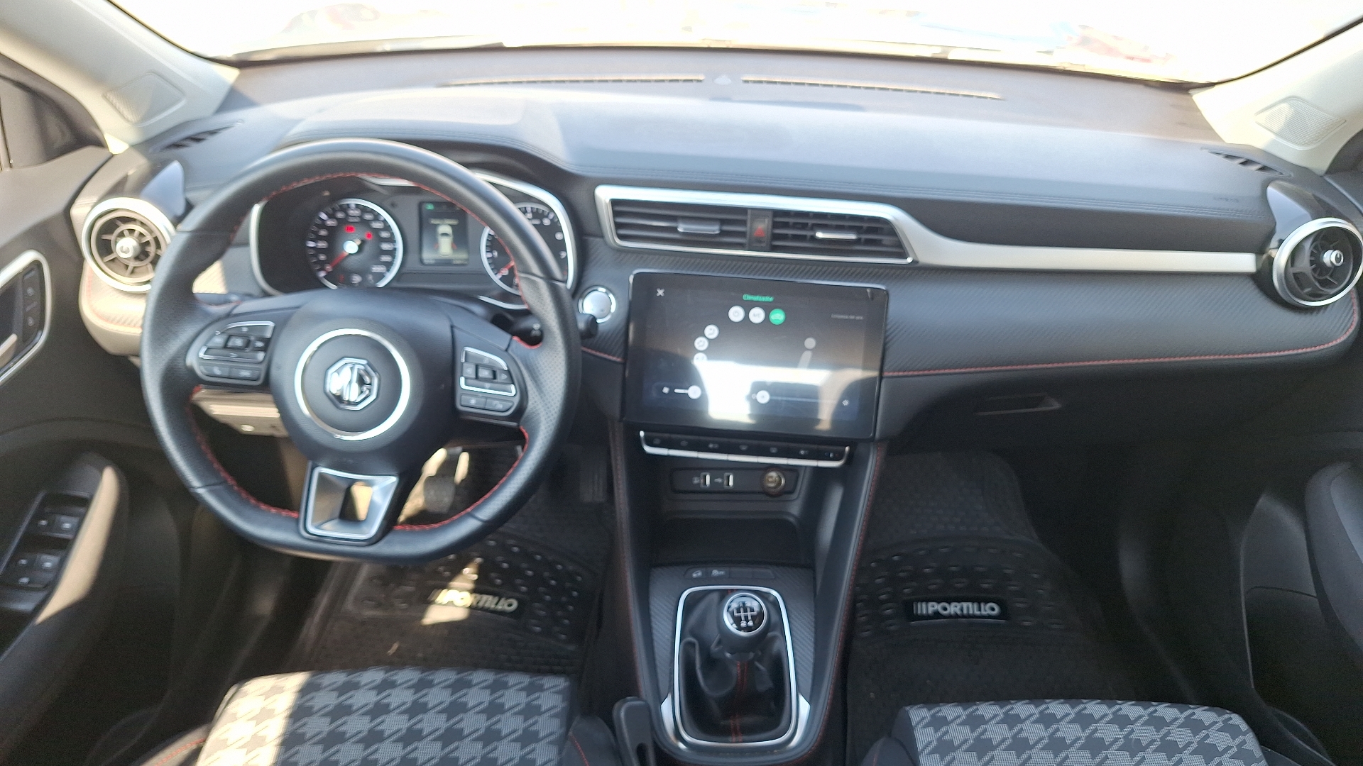 MG Zx — foto 6 de 15