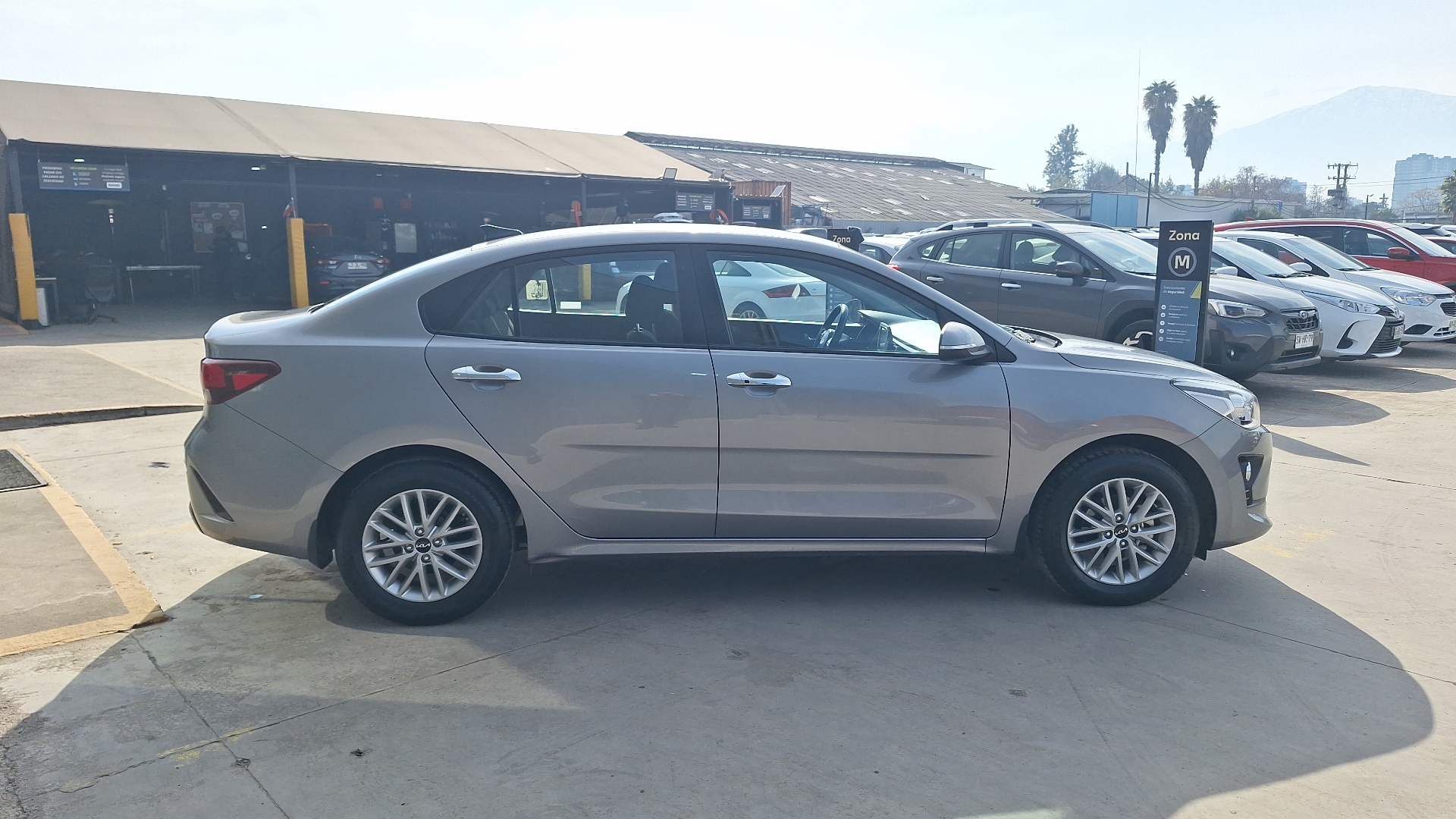 KIA Rio4 — foto 5 de 15