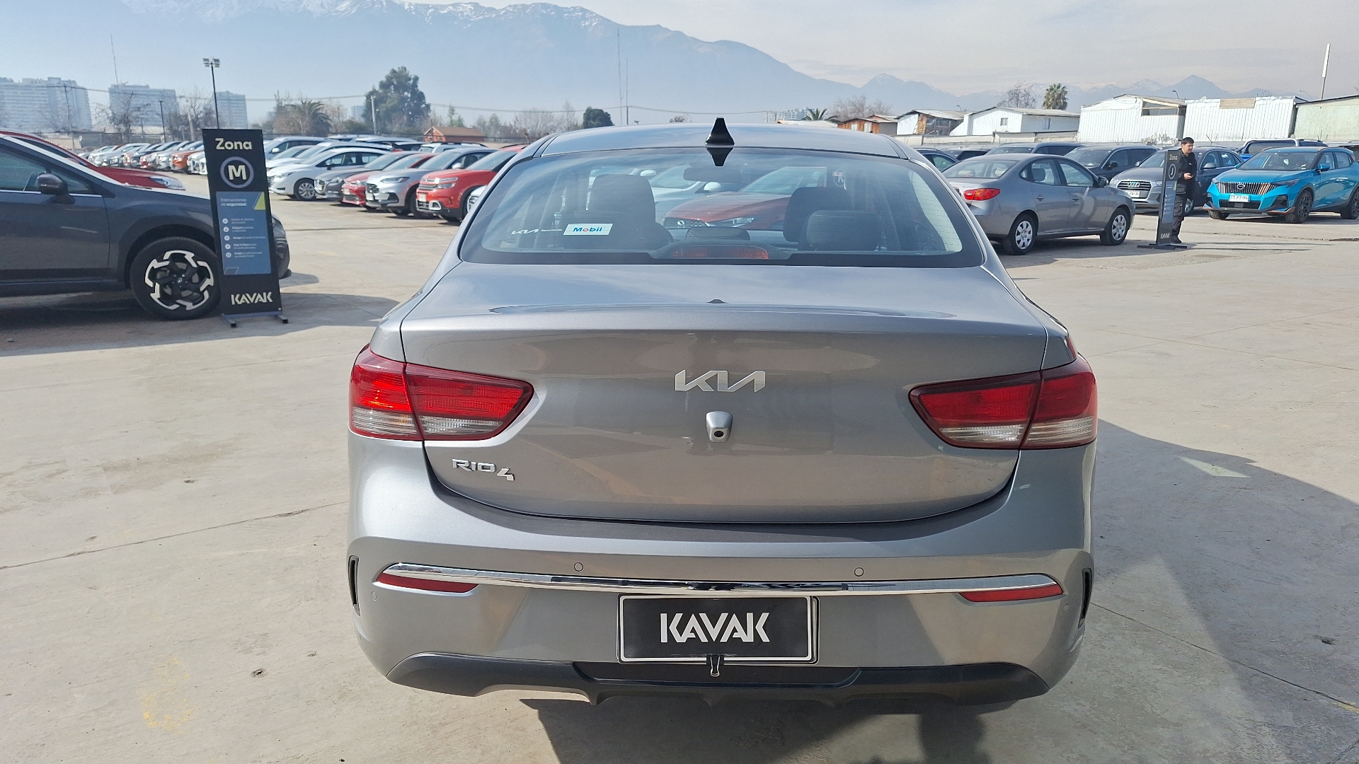 KIA Rio4 — foto 3 de 15