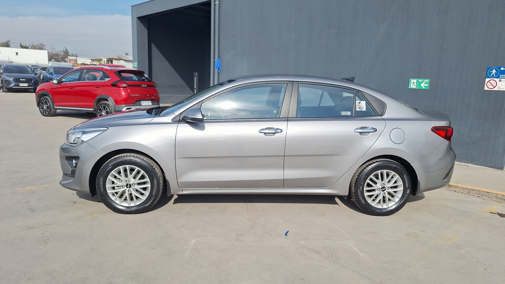 KIA Rio4 — foto 2 de 15