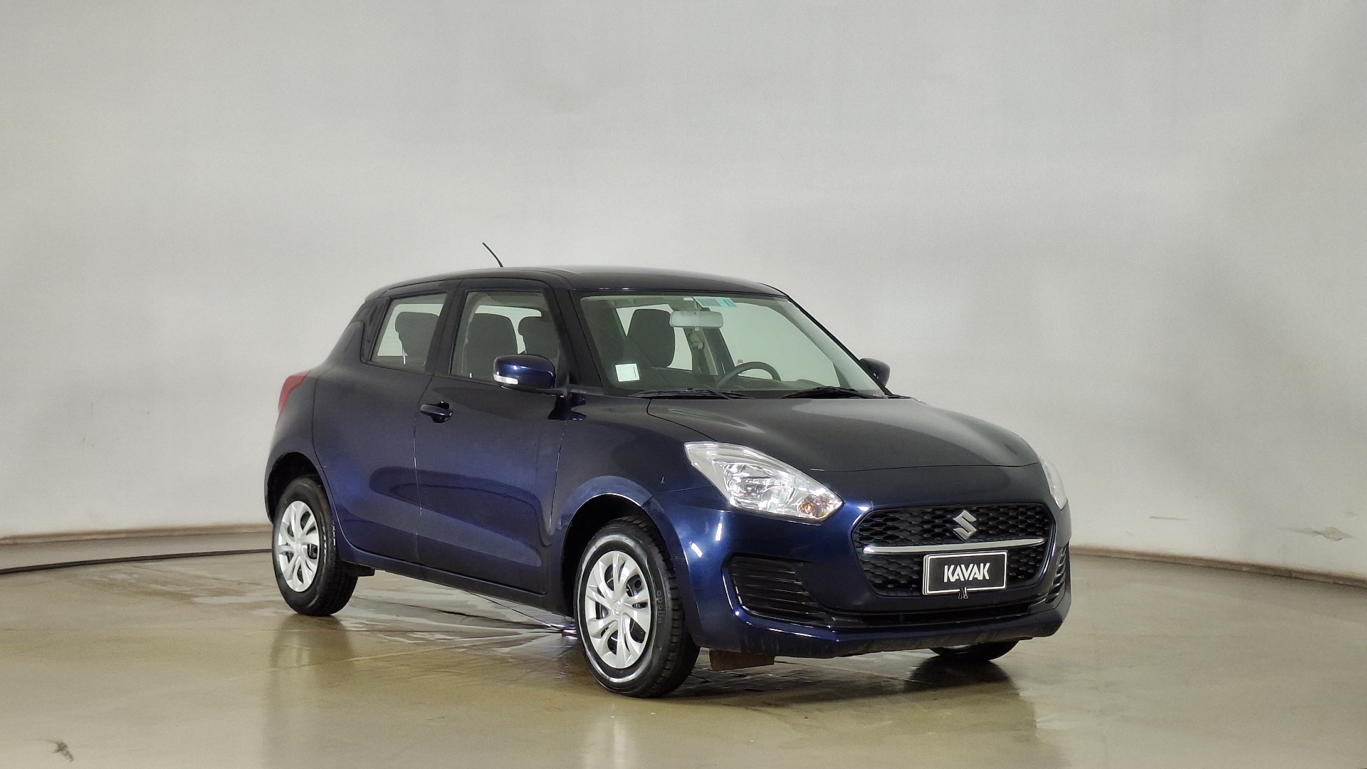 Suzuki Swift — foto 3 de 15