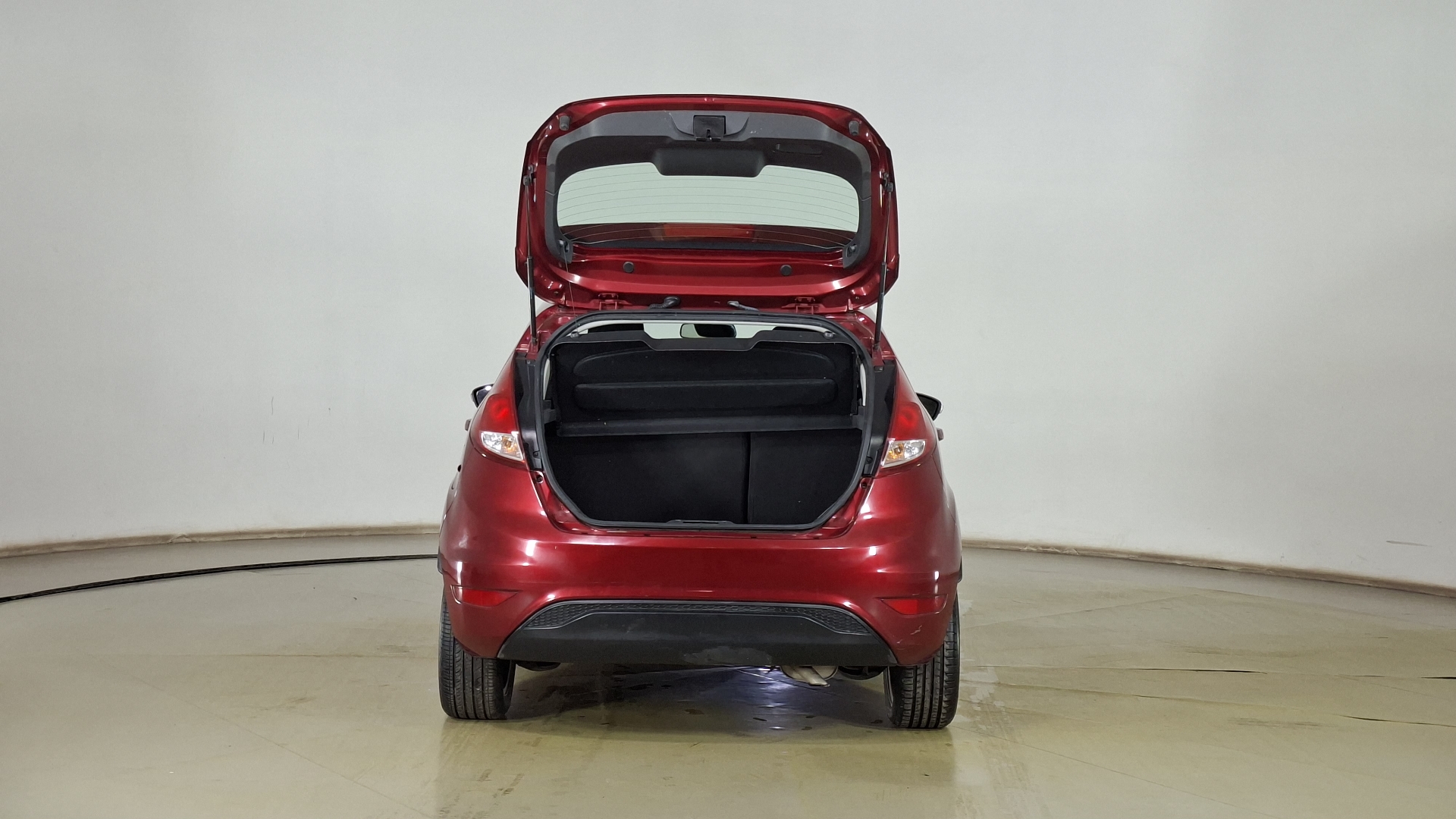 Ford Fiesta — foto 6 de 15