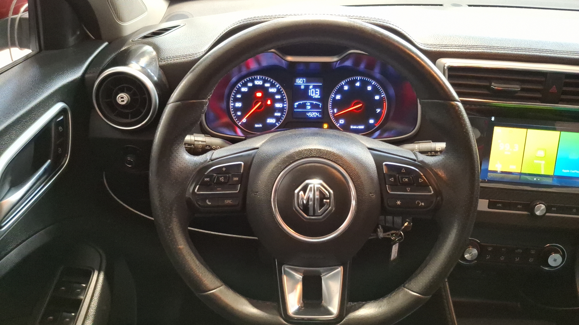 MG Zs — foto 8 de 15
