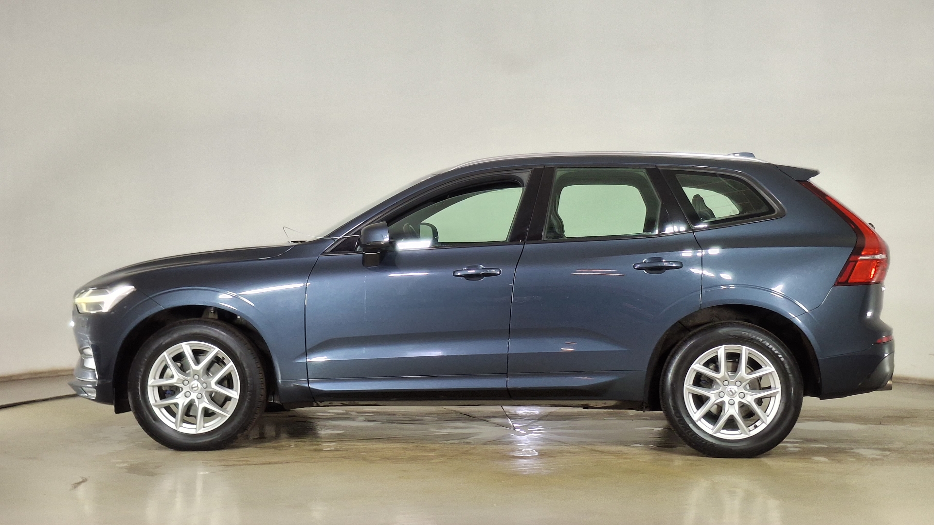 Volvo XC60 — foto 7 de 16