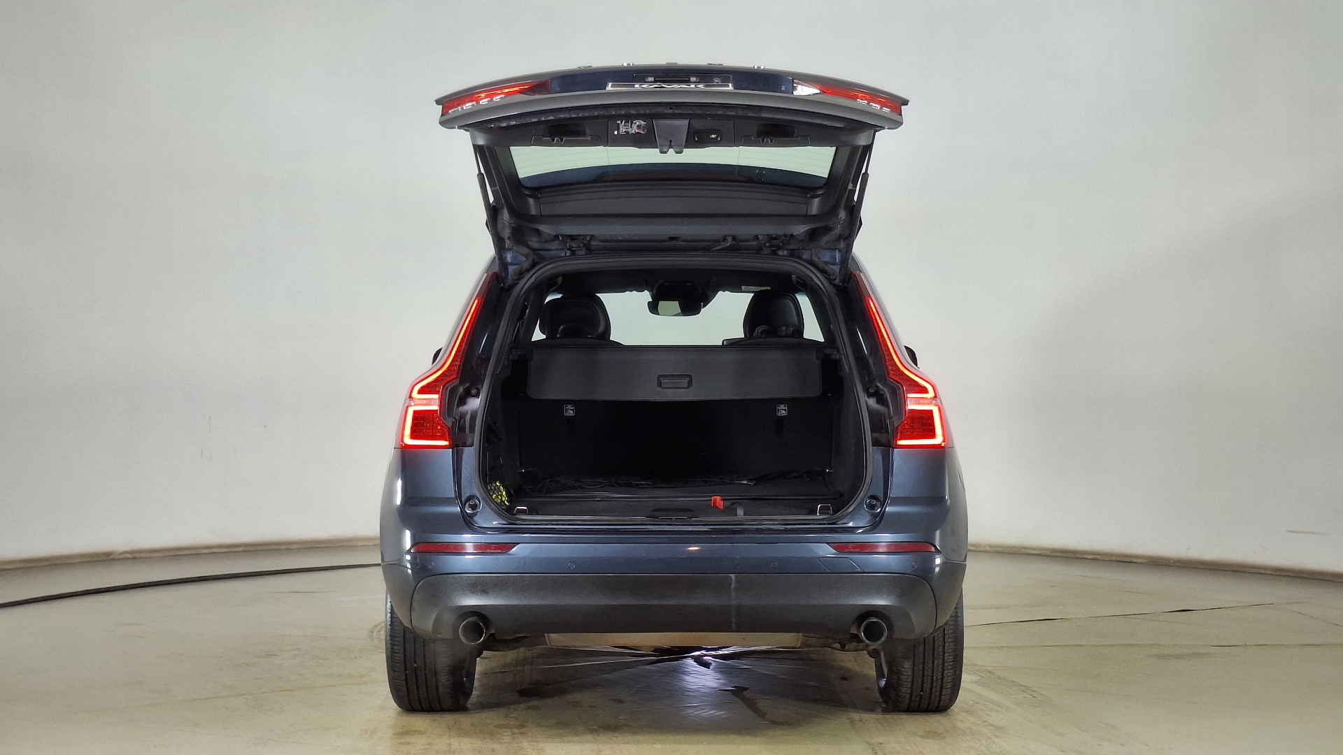 Volvo XC60 — foto 6 de 16