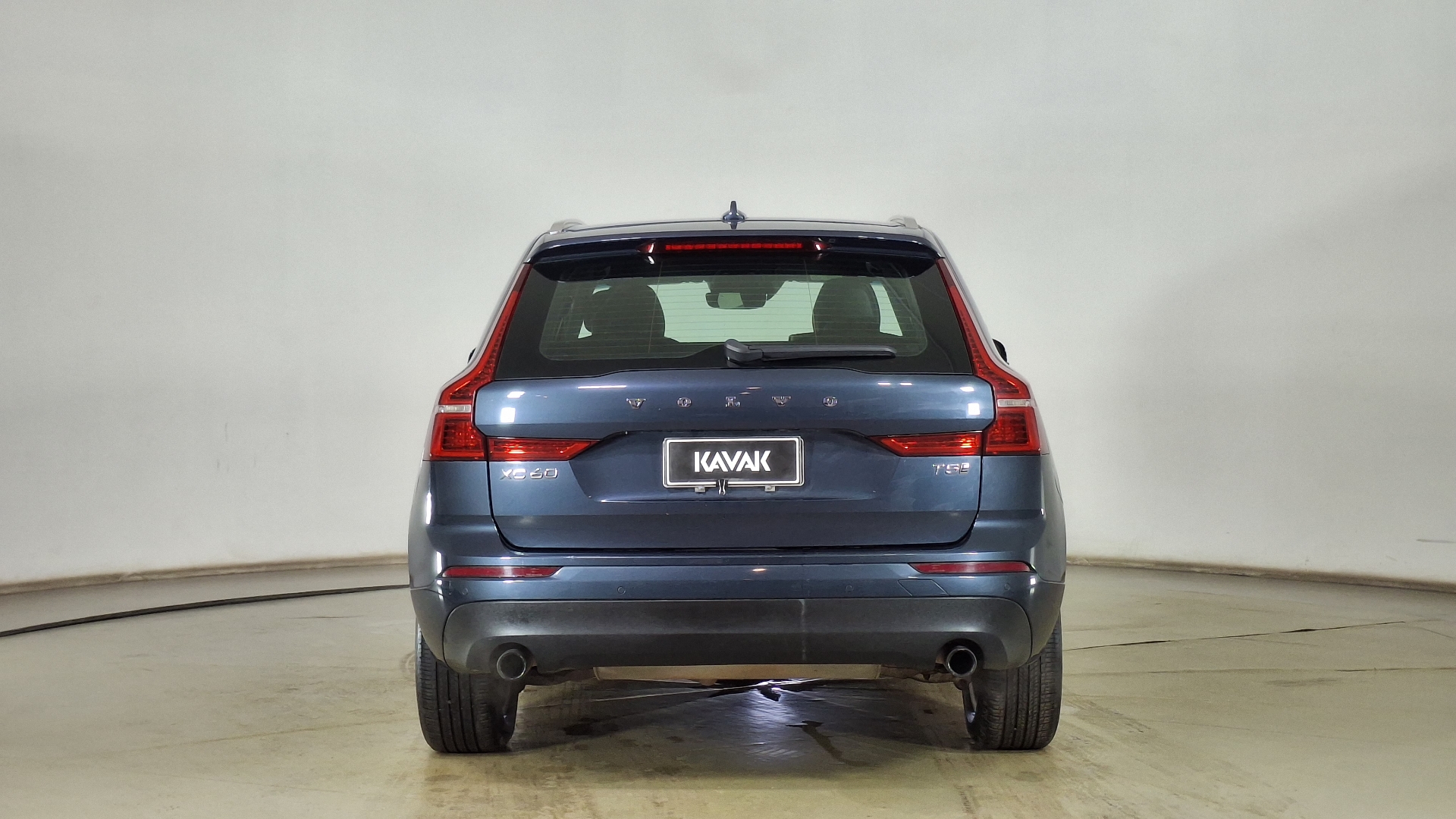 Volvo XC60 — foto 5 de 16