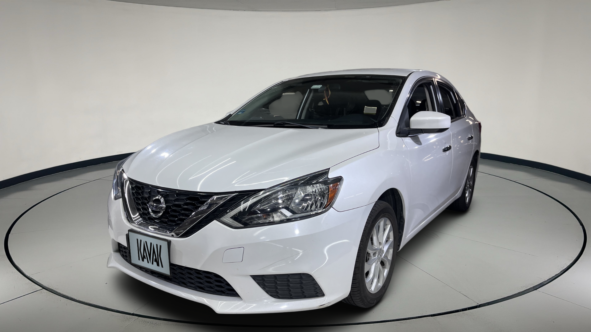 Autos Nissan Sentra 1.8 SENSE AUTO Sedan 2019 usados | KAVAK México