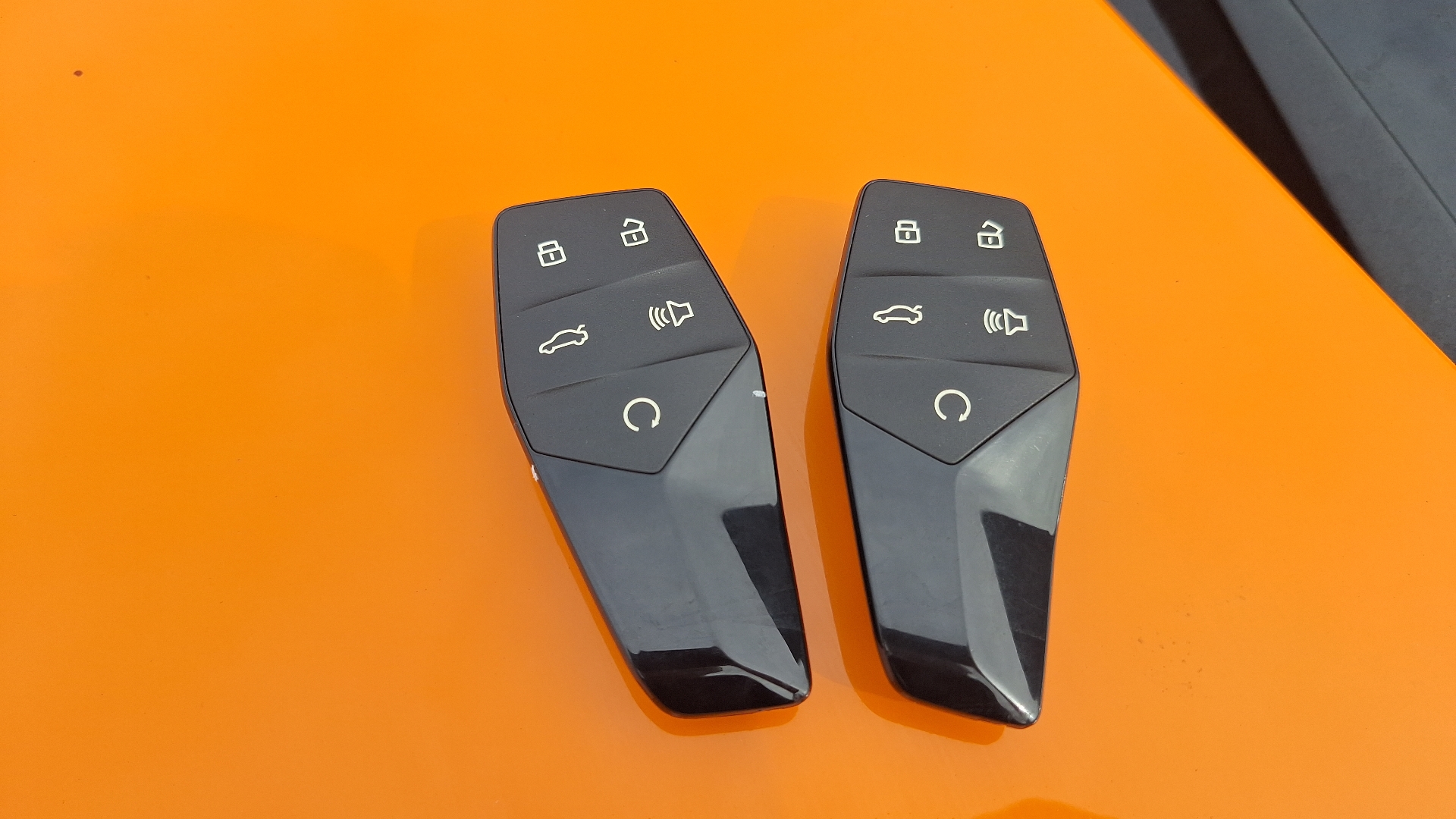 MG One — foto 7 de 16