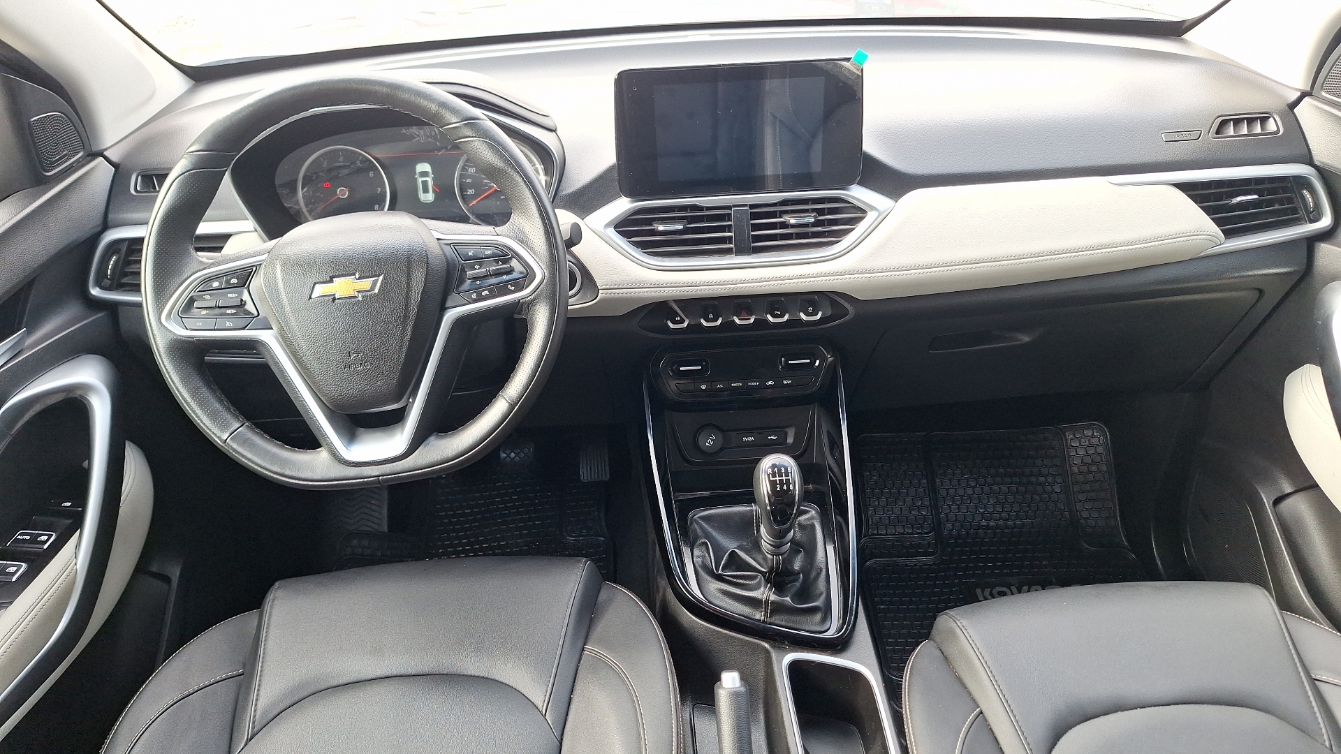 Chevrolet Captiva — foto 6 de 17