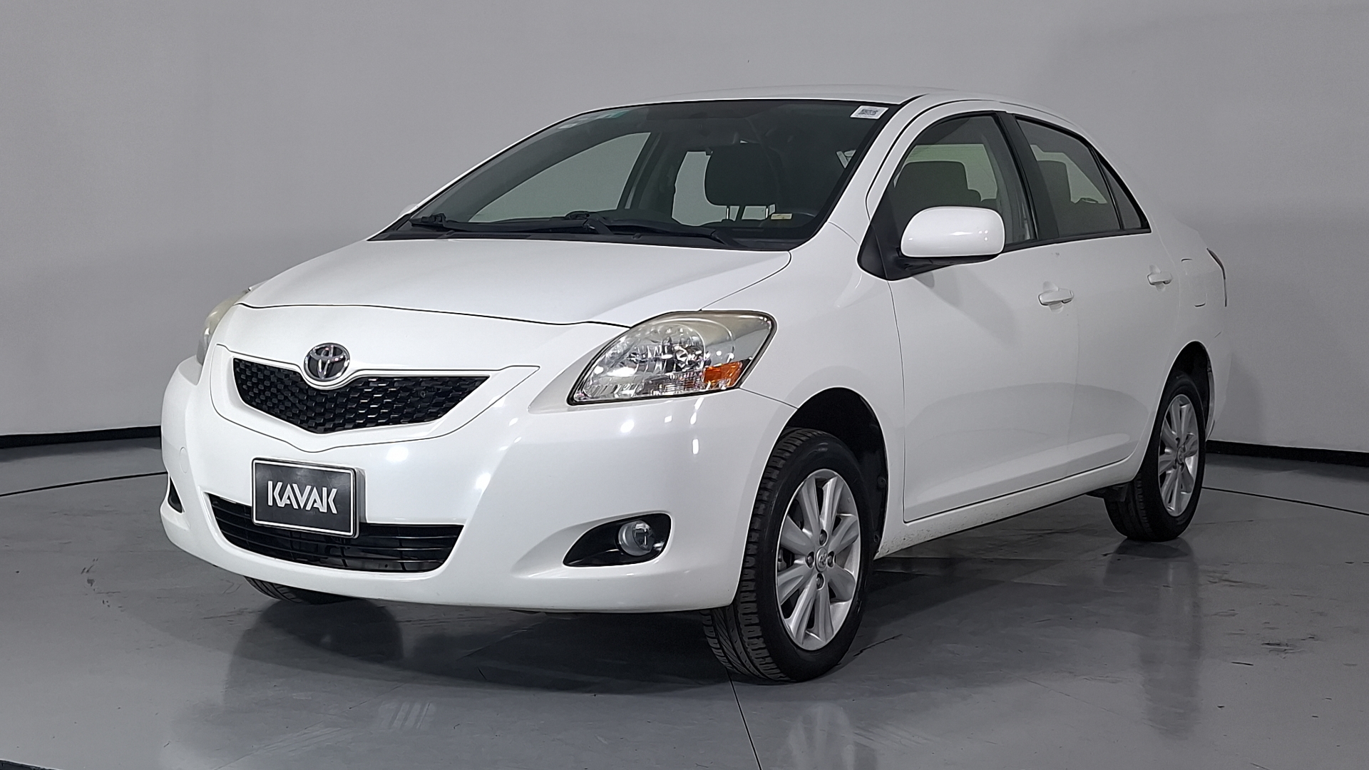 Toyota Yaris 2016