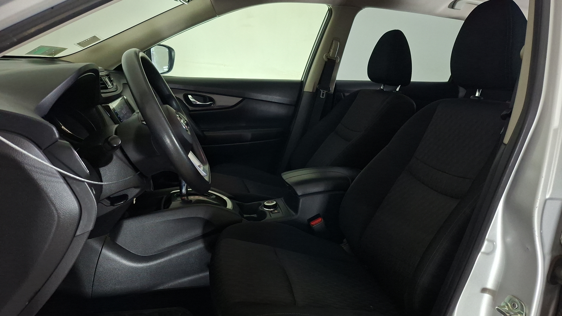 Nissan X-Trail — foto 13 de 16