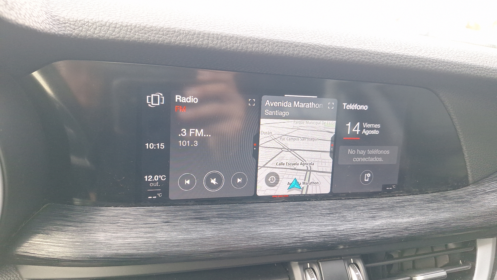 Alfa Romeo Stelvio — foto 10 de 16