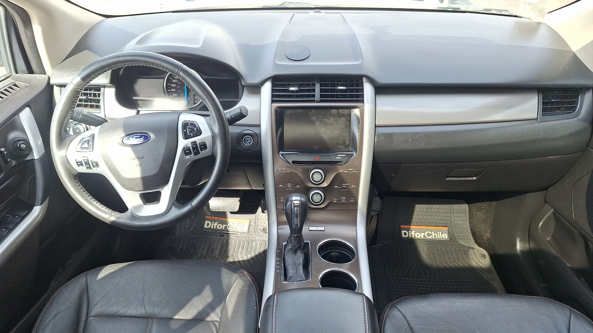 Ford Edge — foto 6 de 16