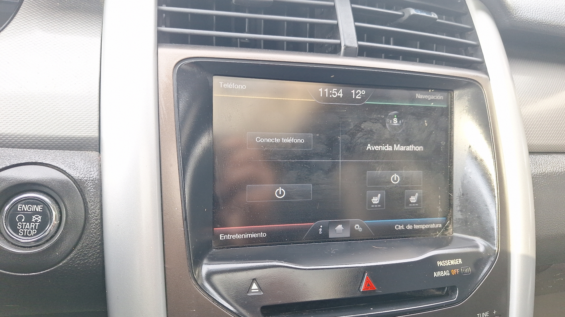 Ford Edge — foto 10 de 16