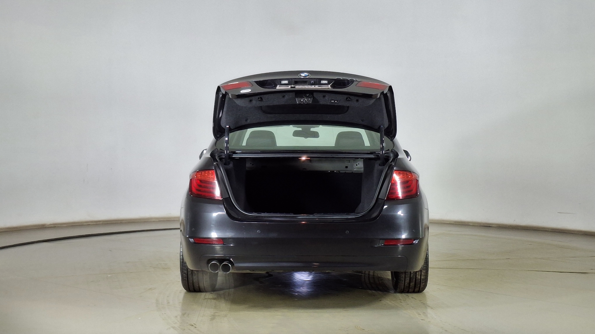 BMW Serie 5 — foto 6 de 17