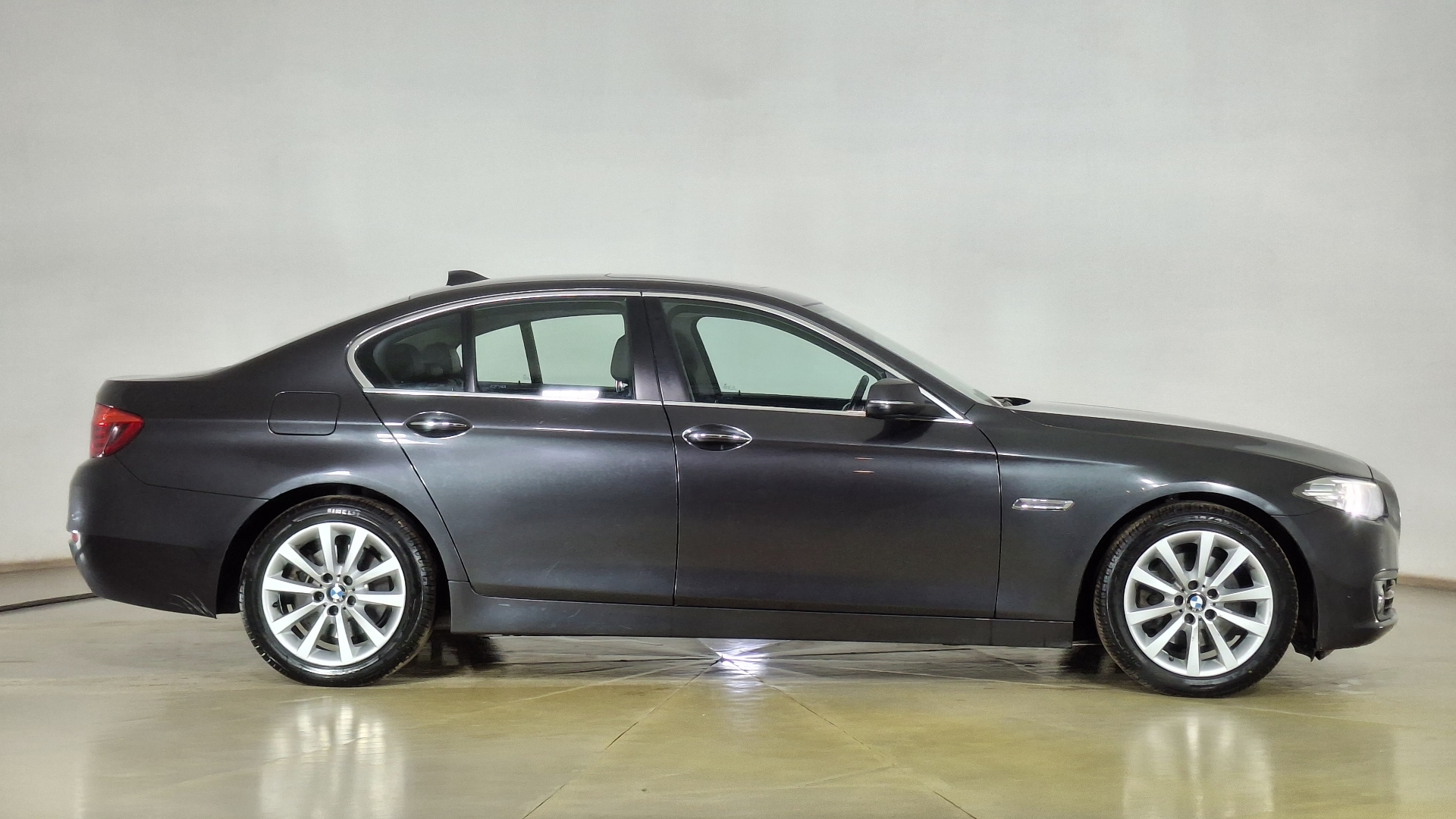 BMW Serie 5 — foto 4 de 17