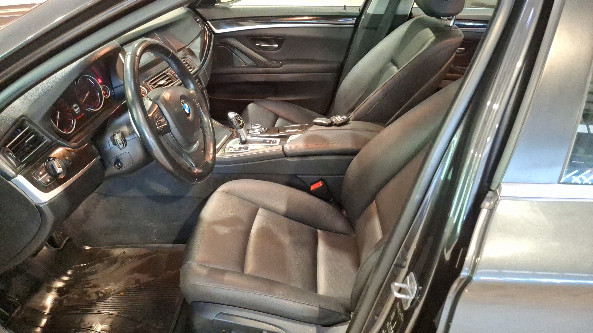 BMW Serie 5 — foto 14 de 17