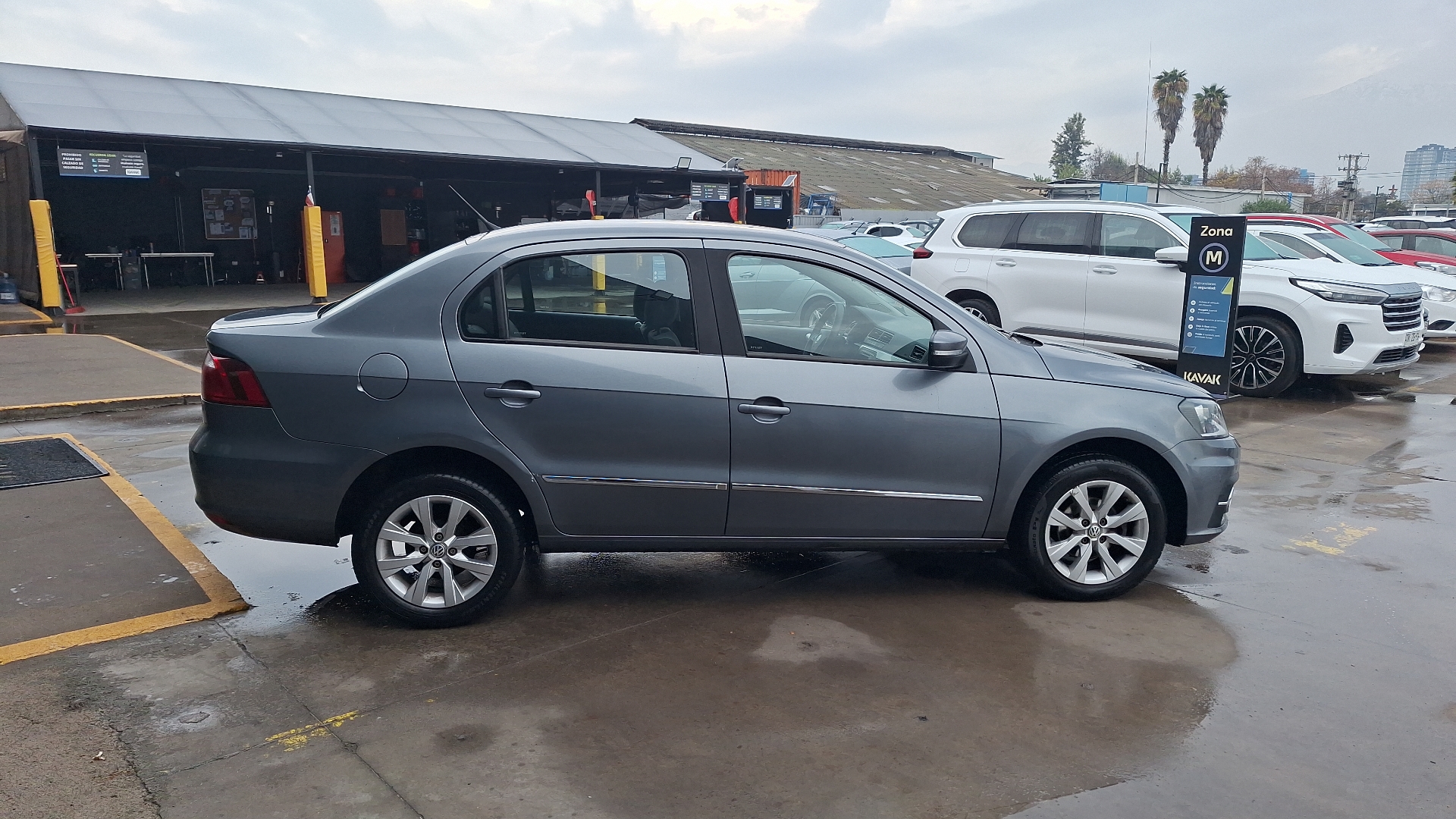 Volkswagen Voyage — foto 5 de 14