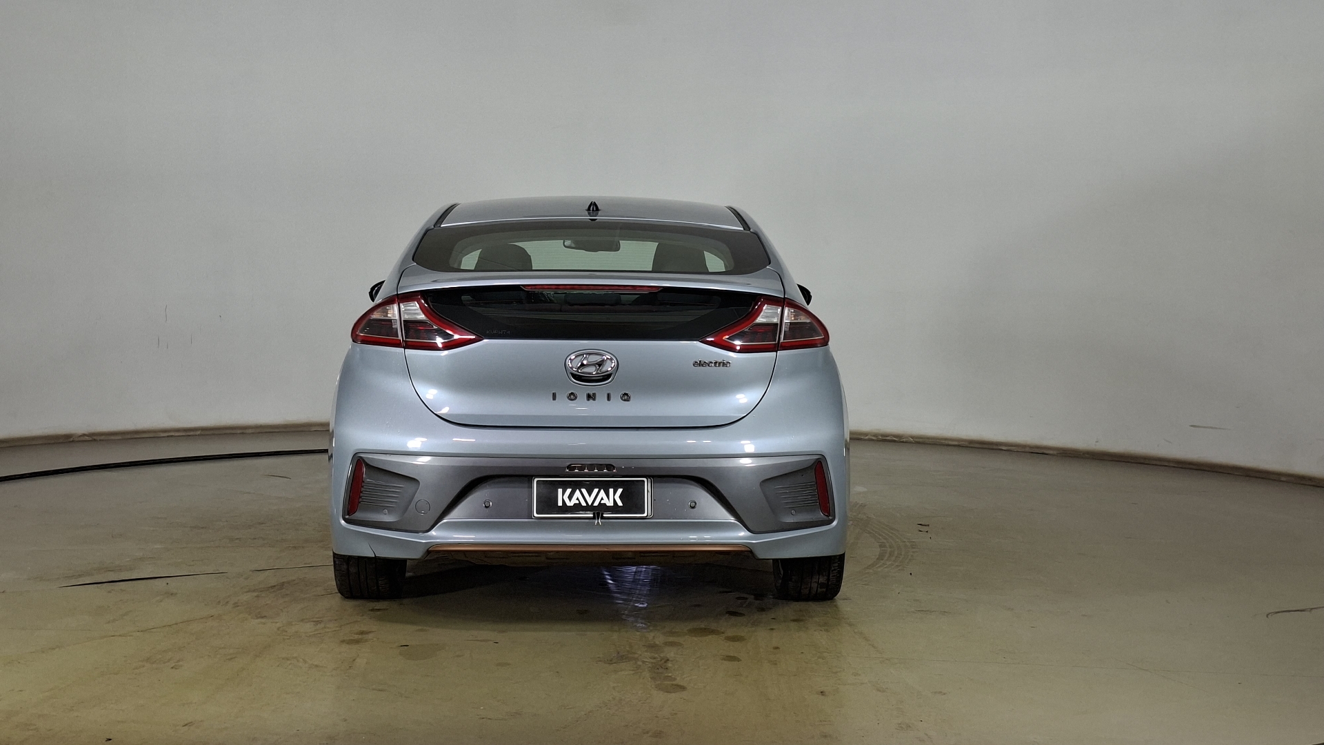 Hyundai Ioniq — foto 5 de 16