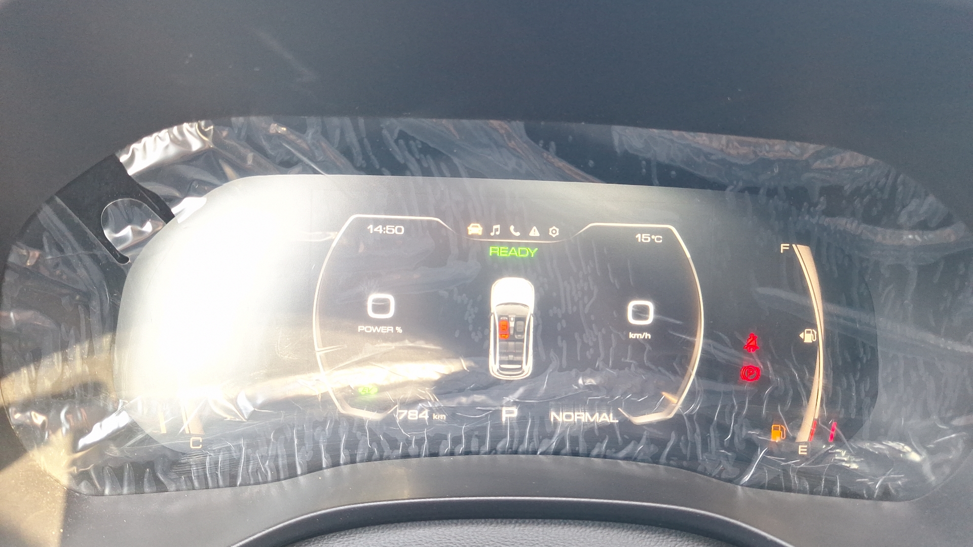 Great Wall Haval Jolion — foto 9 de 16