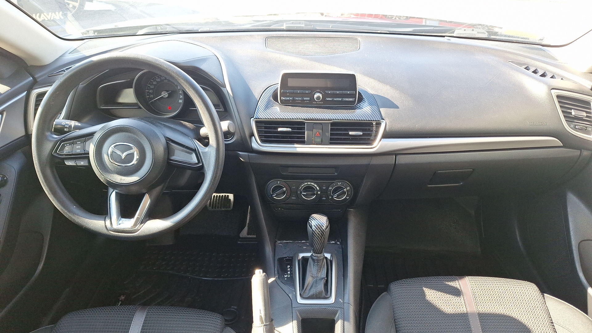 Mazda 3 — foto 6 de 14