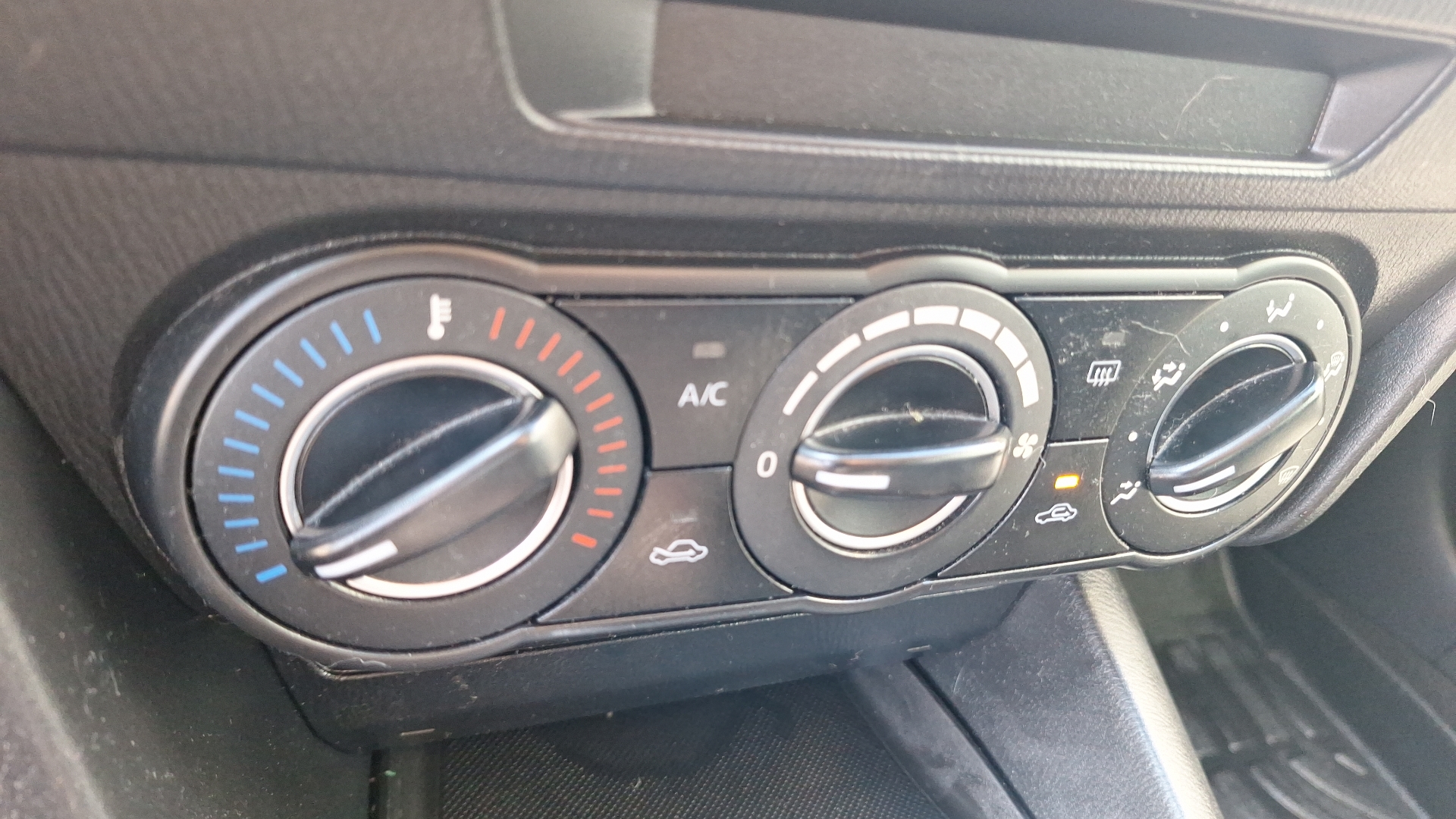 Mazda 3 — foto 14 de 14