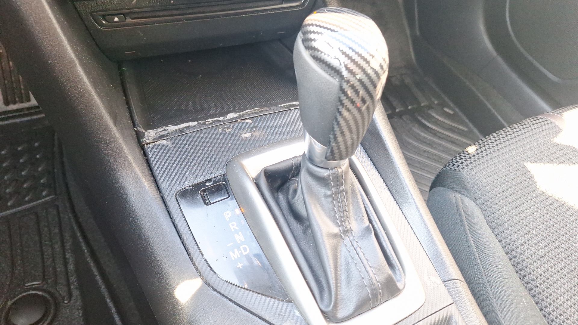 Mazda 3 — foto 11 de 14