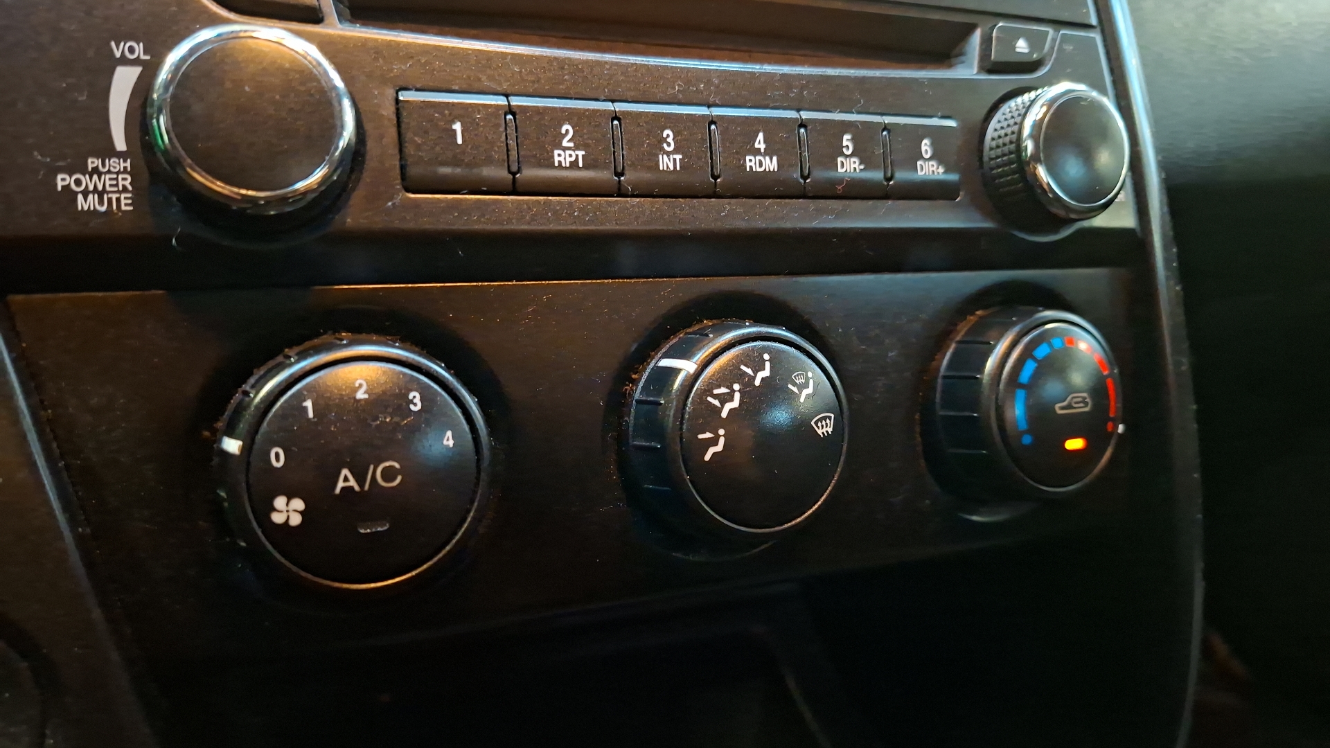 SsangYong Actyon Sports — foto 14 de 15