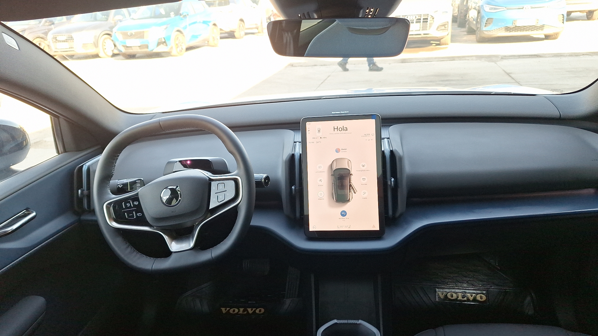 Volvo Ex30 — foto 6 de 16