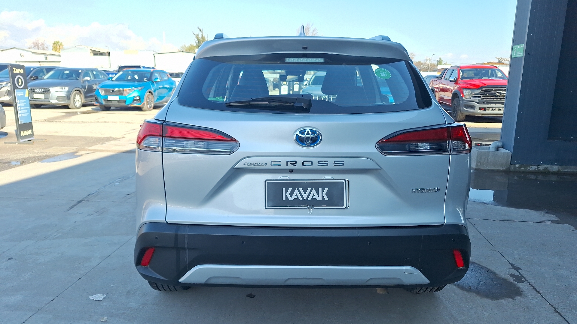 Toyota Corolla Cross — foto 3 de 16