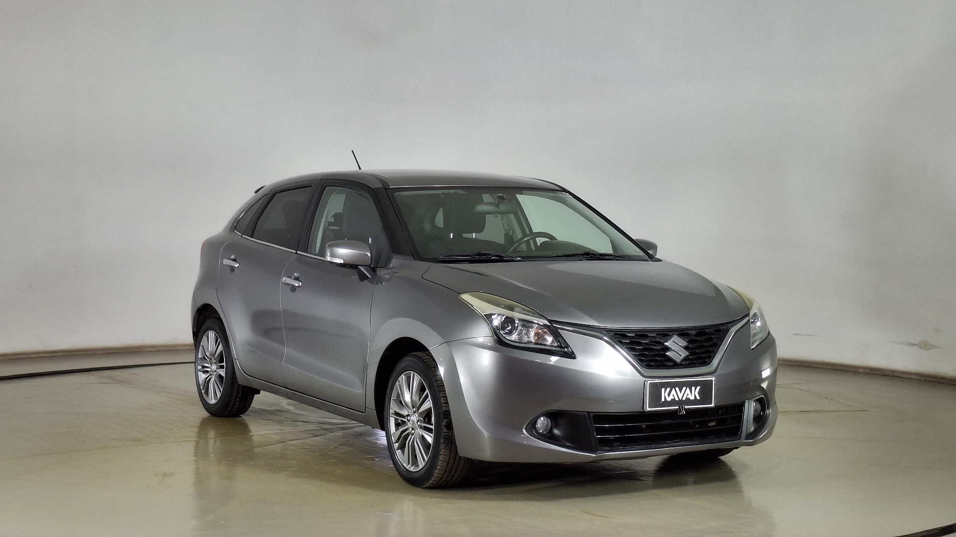 Suzuki Baleno — foto 3 de 16