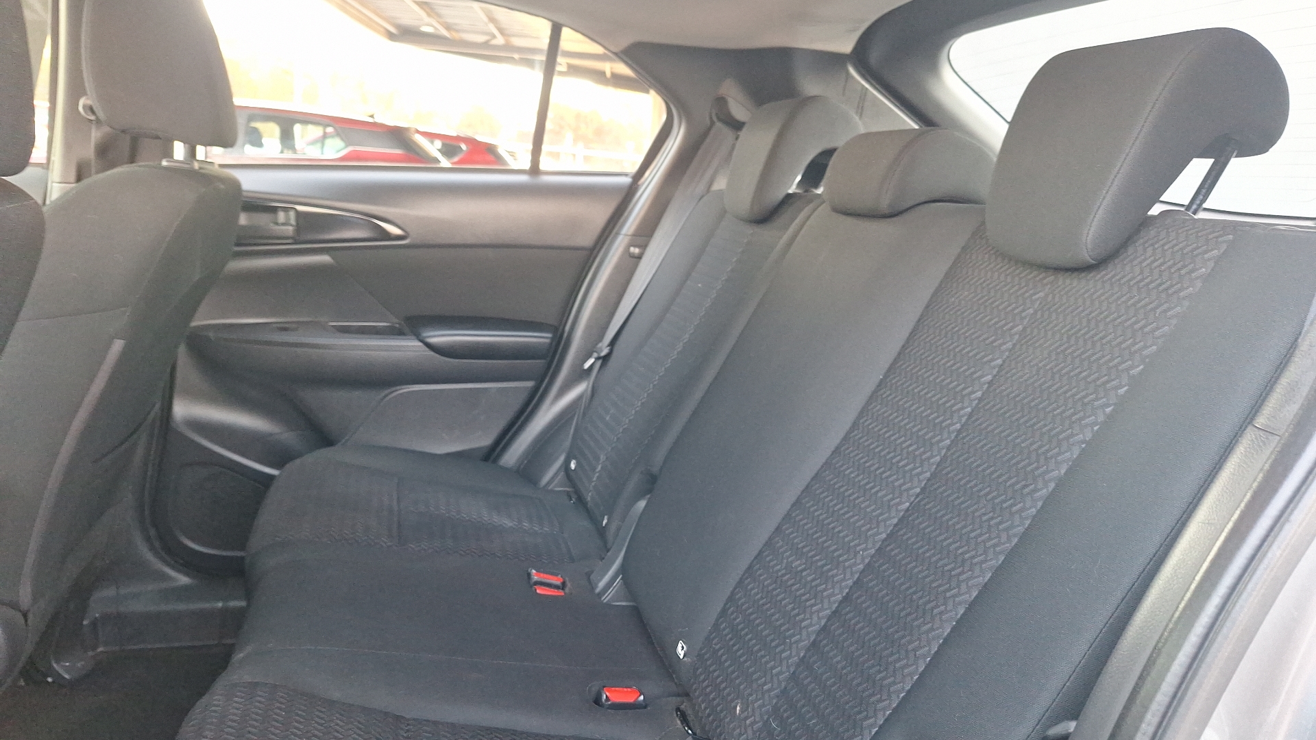 Mitsubishi Eclipse Cross — foto 12 de 14