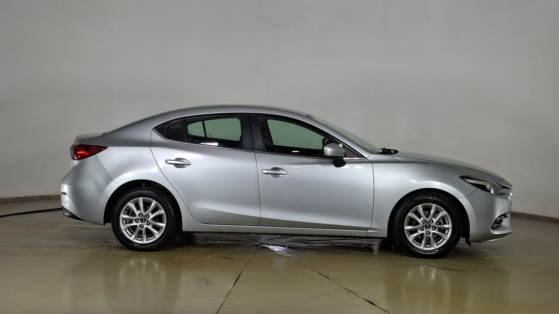 Mazda 3 — foto 4 de 15