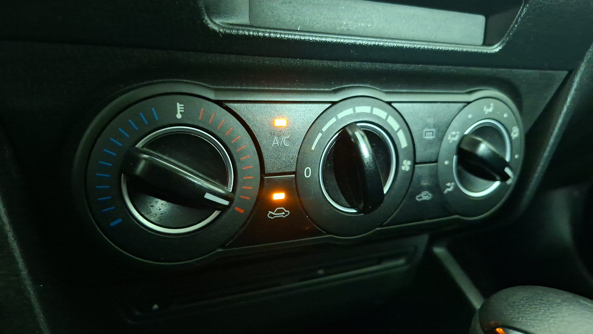 Mazda 3 — foto 14 de 15
