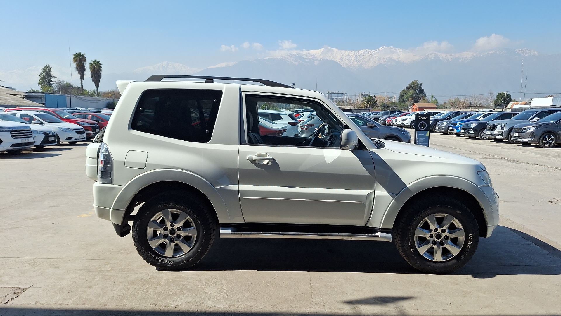 Mitsubishi Montero — foto 5 de 16