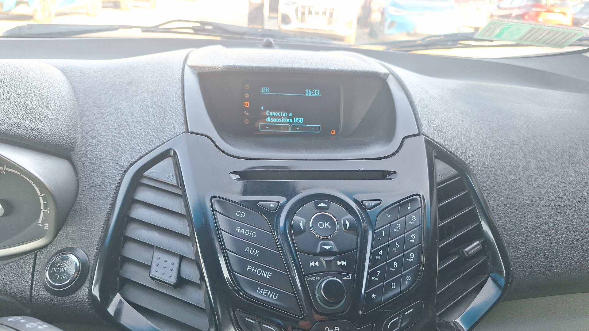 Ford Ecosport — foto 10 de 14
