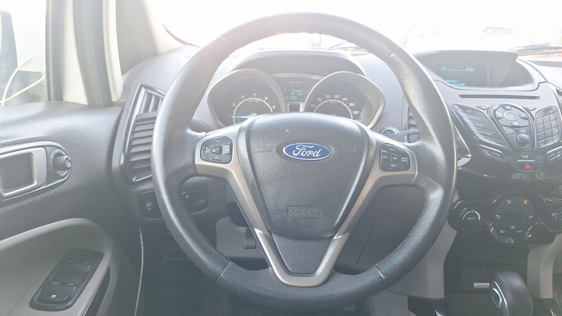 Ford Ecosport — foto 8 de 14