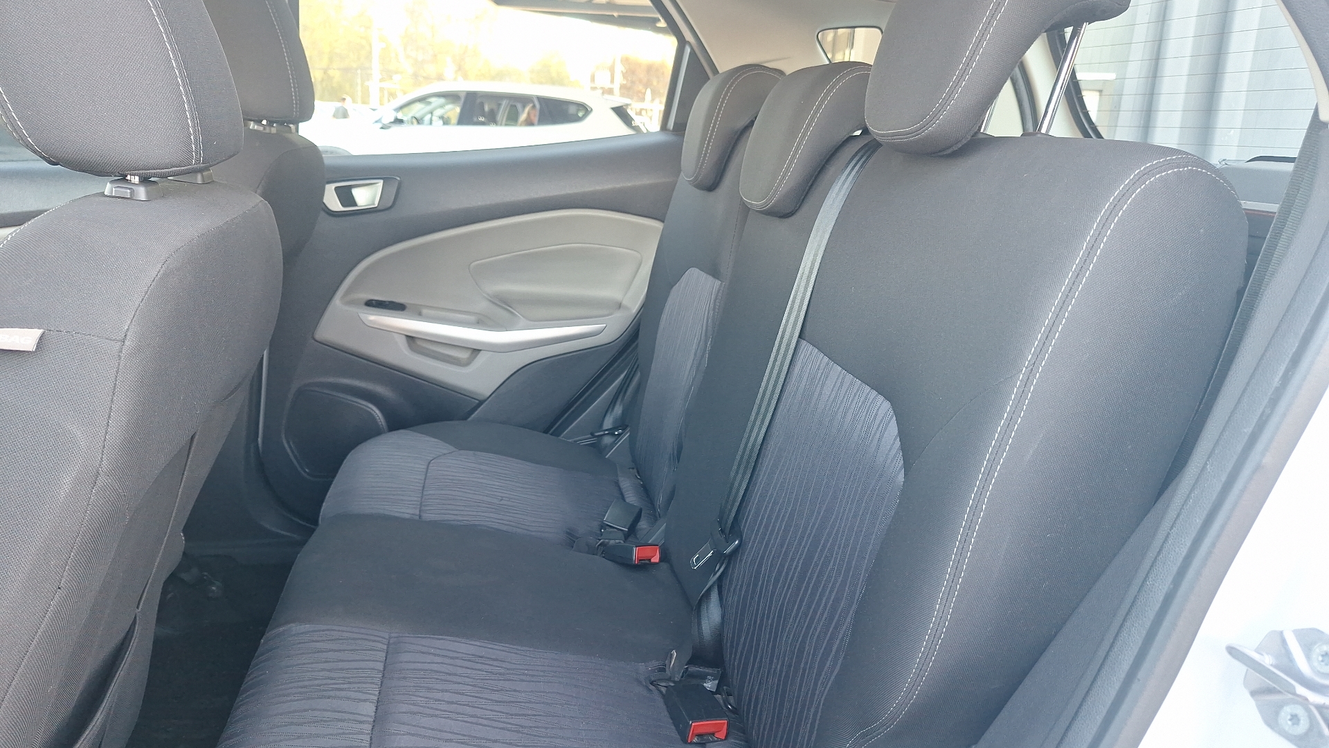 Ford Ecosport — foto 12 de 14