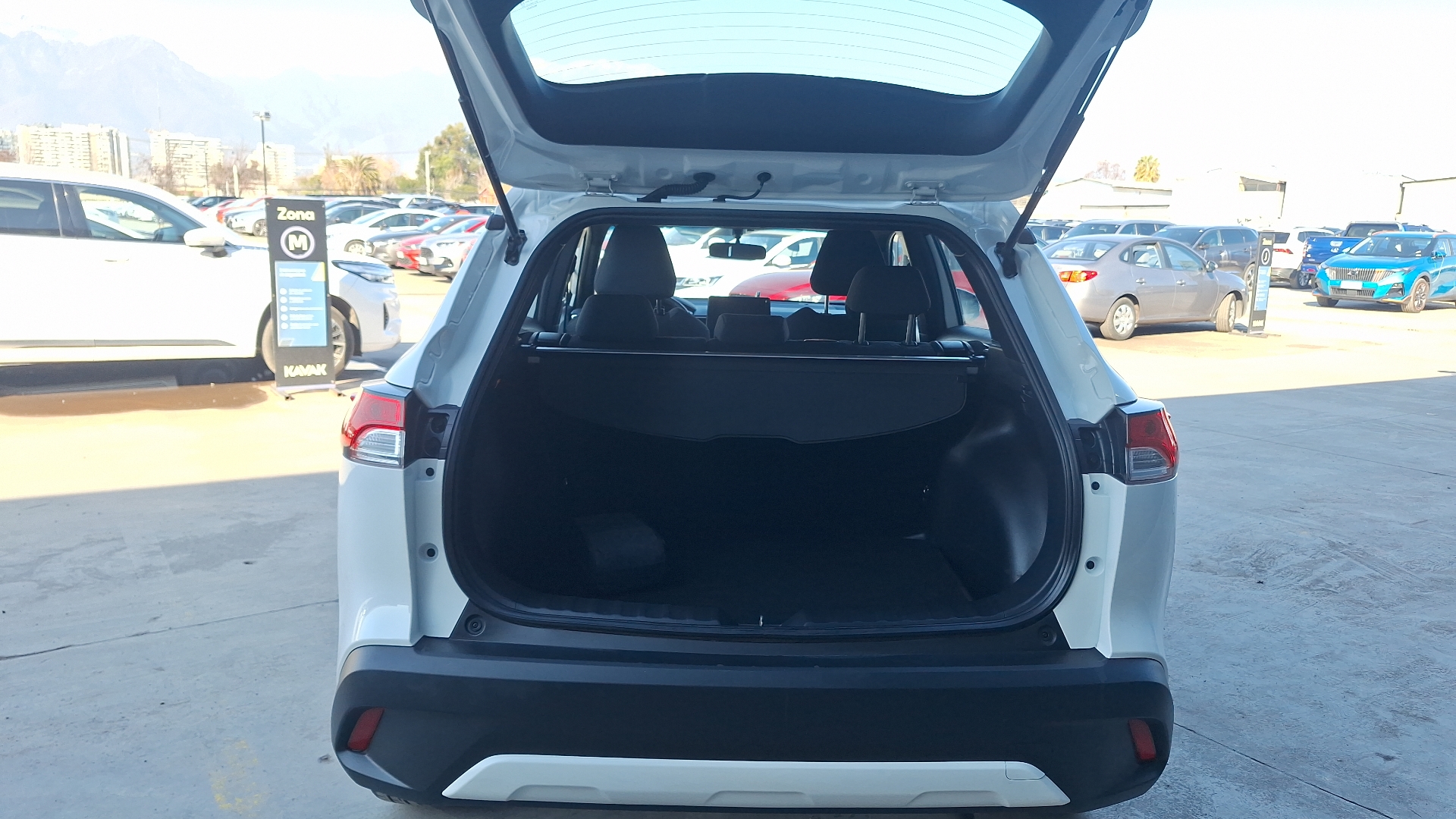 Toyota Corolla Cross — foto 4 de 15