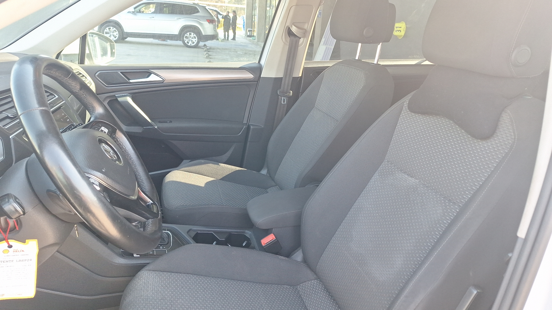 Volkswagen Tiguan — foto 13 de 14