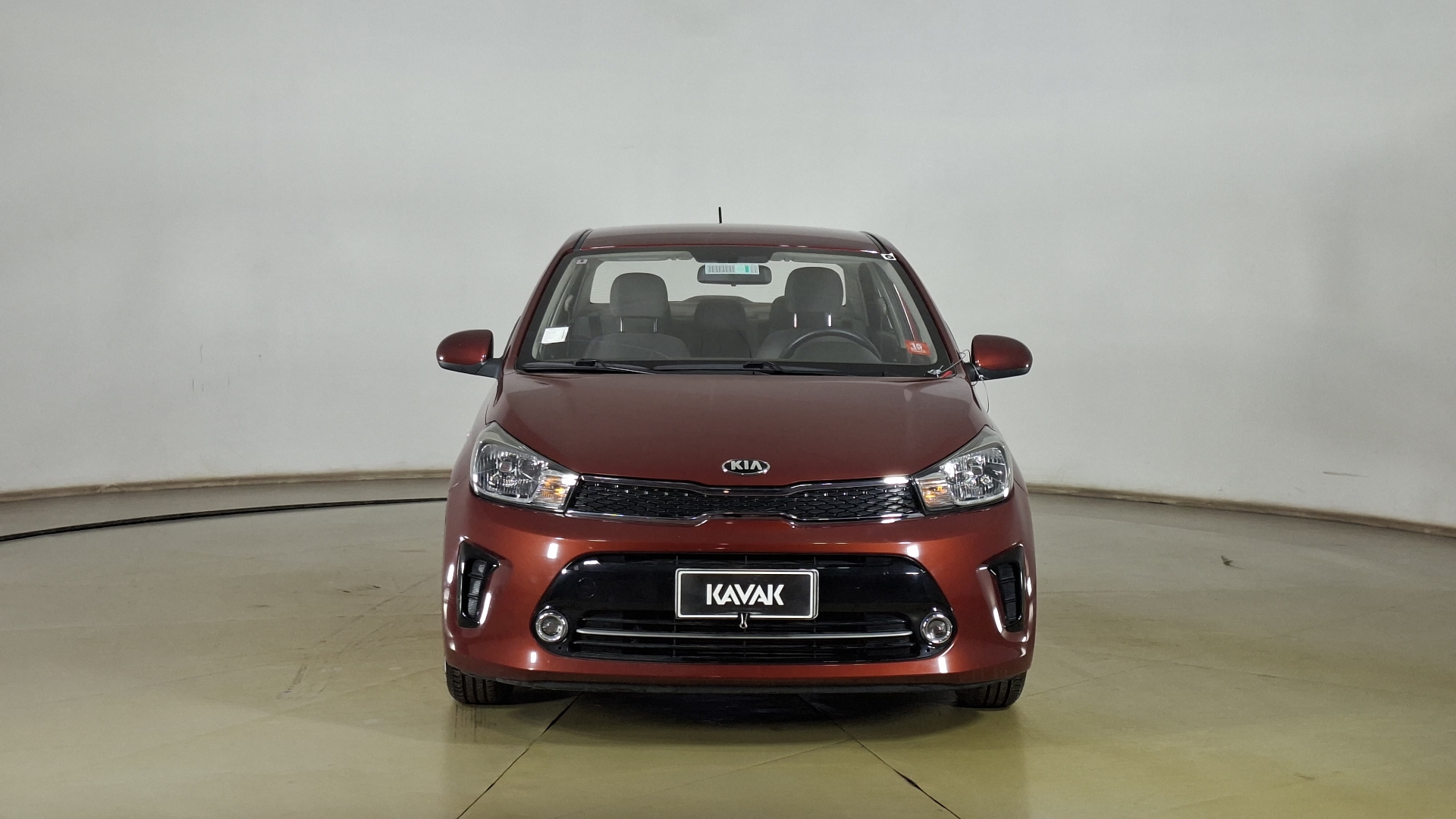 KIA Soluto — foto 2 de 17