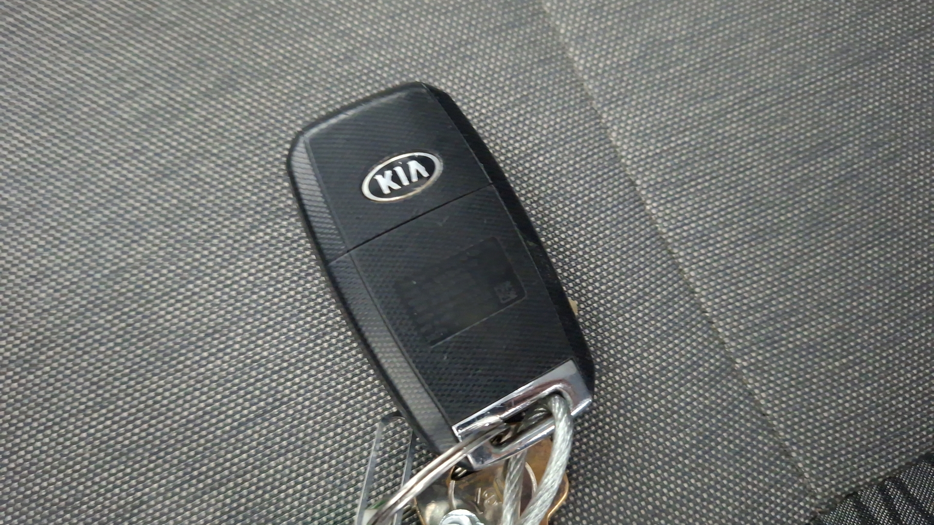 KIA Soluto — foto 17 de 17