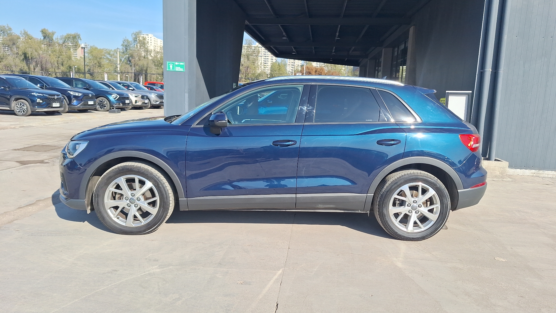 Audi Q3 — foto 2 de 15
