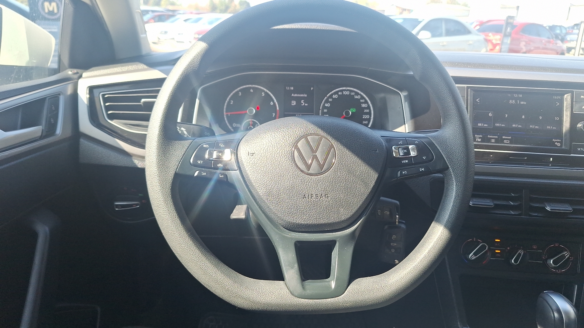 Volkswagen Nivus — foto 8 de 15