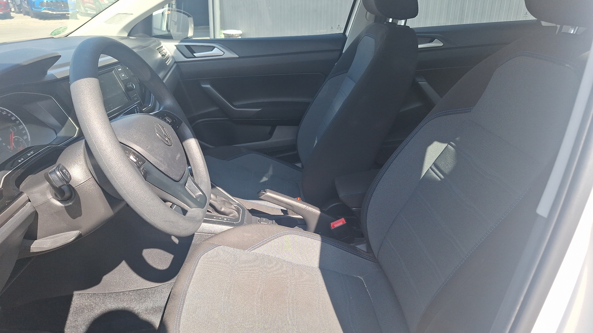 Volkswagen Nivus — foto 13 de 15